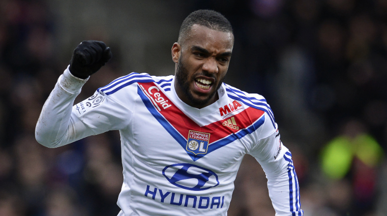 Liverpool don’t ‘interest’ Lacazette