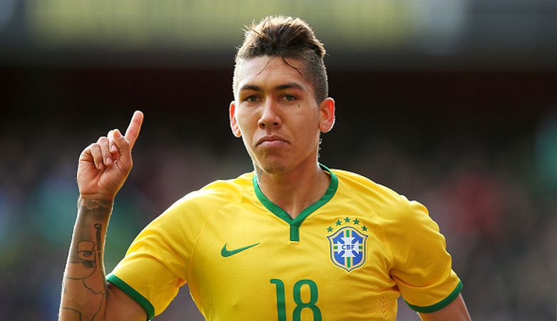 Willian offers help to Firmino