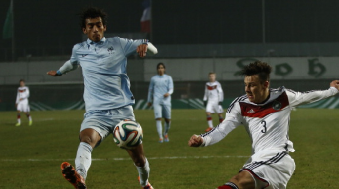 Reds miss out on defender