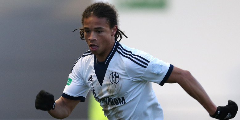 Liverpool make bid for German winger