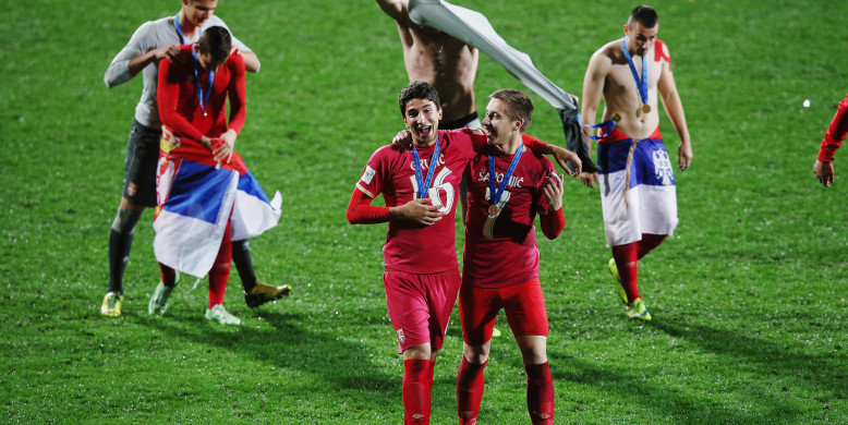 Liverpool reportedly secure deal for midfielder