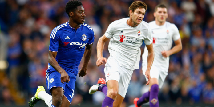 Liverpool interested in signing Chelsea defender