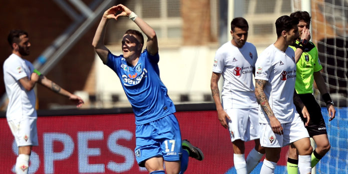 Liverpool make bid for midfielder