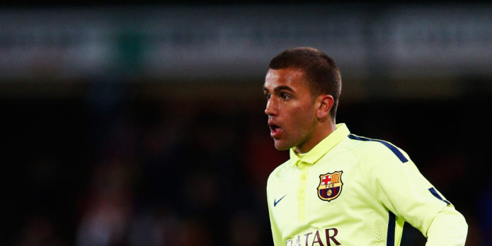 Liverpool take Ex-Barcelona defender on trial