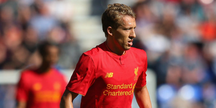 Lucas to stay at Anfield until end of transfer window