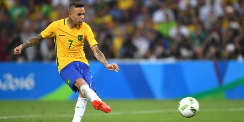 Liverpool interested in Brazilian star striker Luan