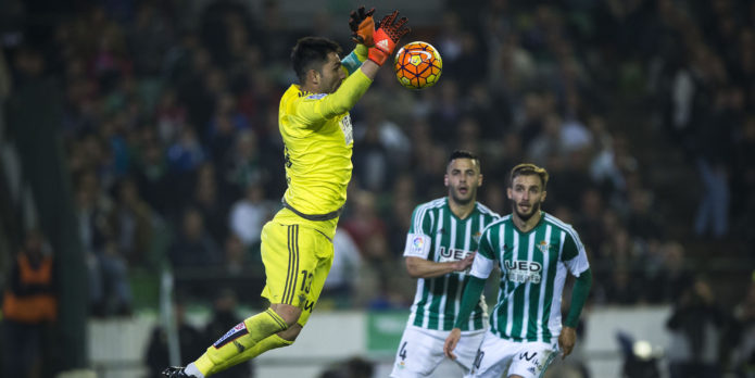 Liverpool target former Real Madrid keeper