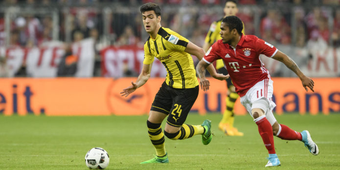 Liverpool keen on Douglas Costa
