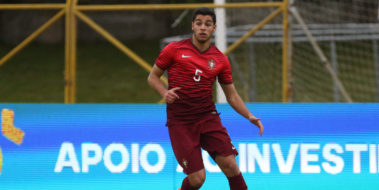 Porto left-back Soares ‘flattered’ by Liverpool interest