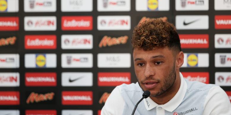 Arsenal ready to sell Liverpool target Chamberlain