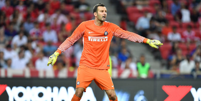 Inter to offer Liverpool target Handanovic new contract