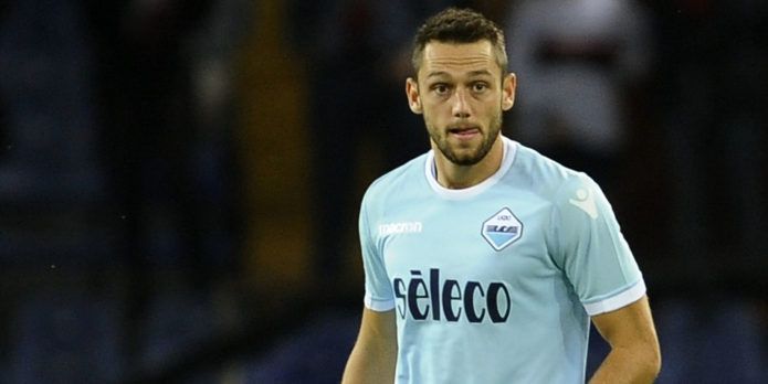 Liverpool target de Vrij refuses to sign new deal