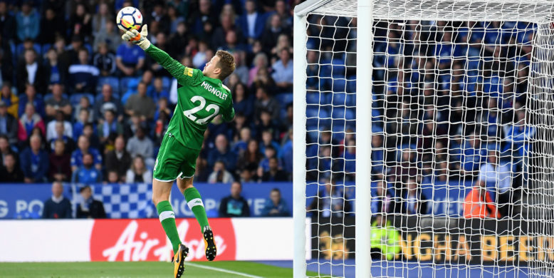 Mignolet says Reds are ready to get a result against United