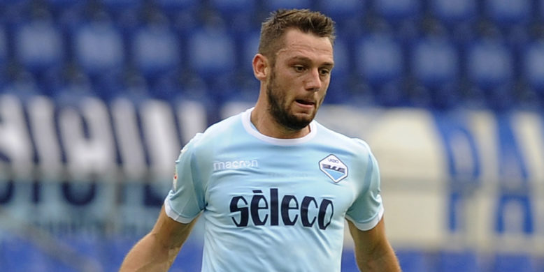 Liverpool target De Vrij set for Lazio contract talks