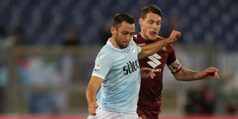 Liverpool set for €25m De Vrij tussle