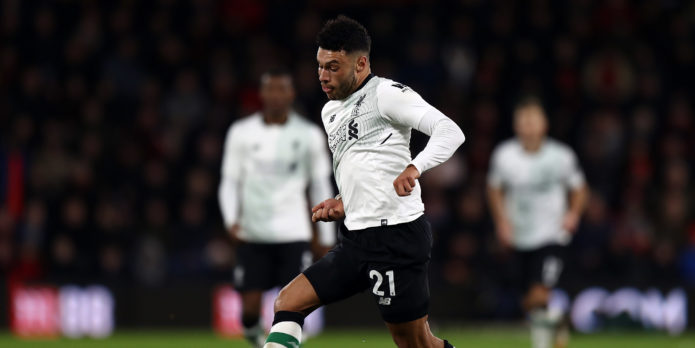 Oxlade-Chamberlain lauds Coutinho