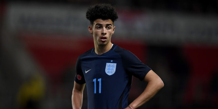 Youngster Curtis Jones signs professional contract