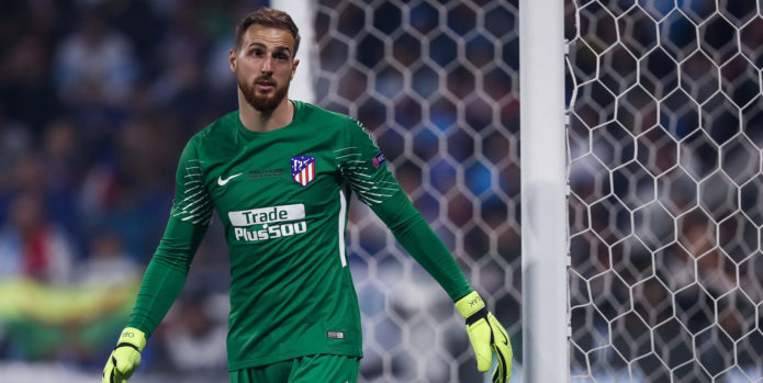 Jan Oblak signs a new contract at Atletico