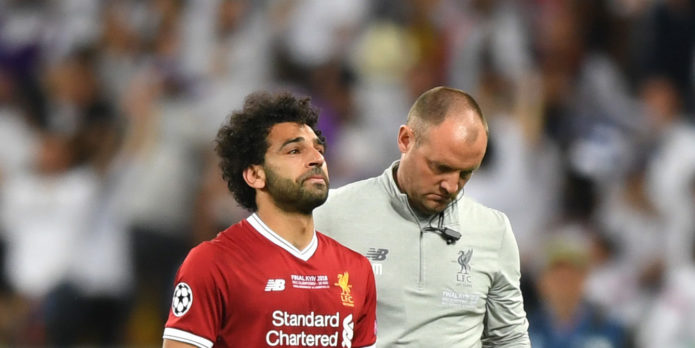 Salah suffers suspected dislocated shoulder