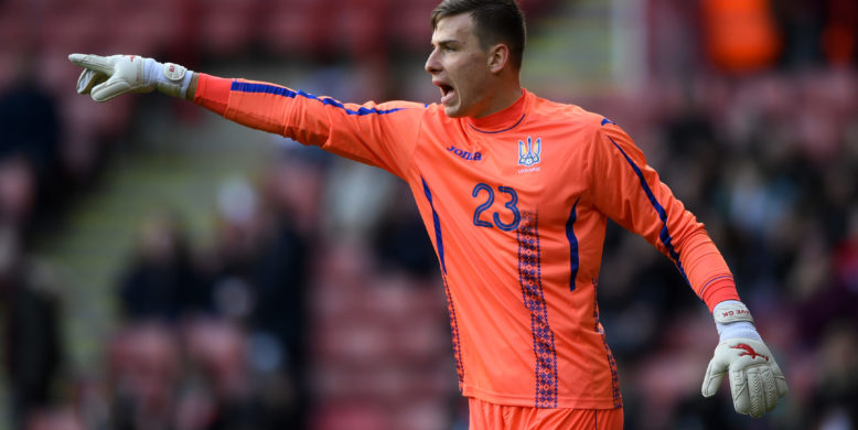 Andriy Lunin to turn down Liverpool move with heart set on Madrid