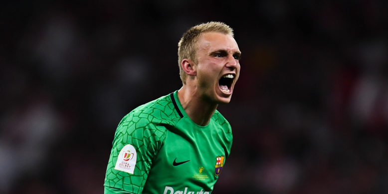 Liverpool make approach to agent of Jasper Cillessen