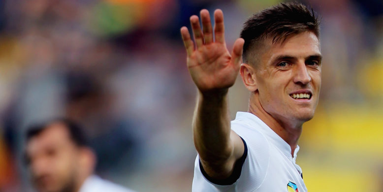 Genoa reject £32m bid for Liverpool target Piatek