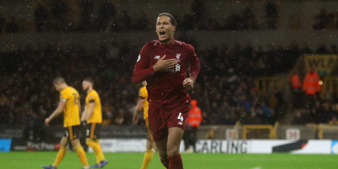 Robertson lavishes praise on Van Dijk