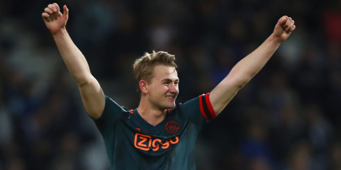 Liverpool in talks with Ajax centre-back De Ligt