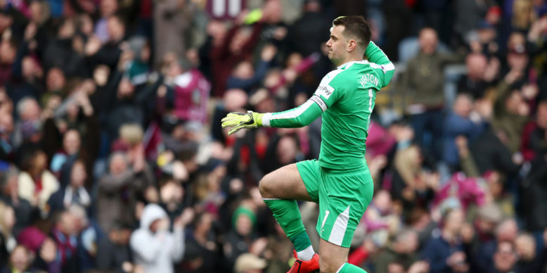 Villa poised to sign Liverpool target Heaton