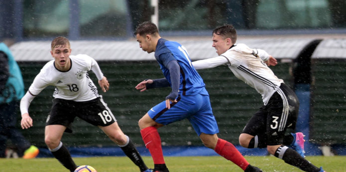 Liverpool in pole position to land Hassaini