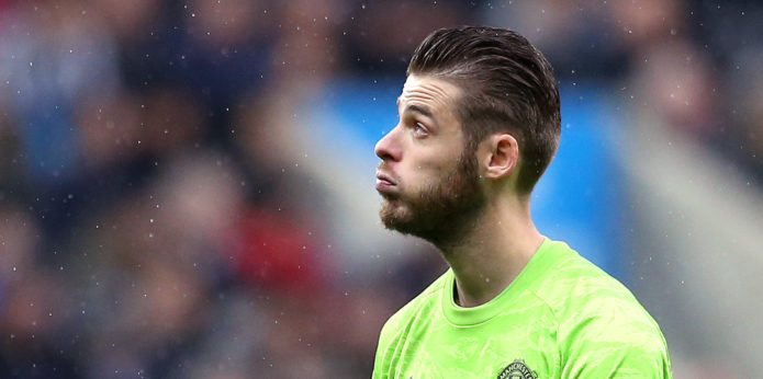 United fans in meltdown as De Gea suffers injury ahead of Liverpool clash