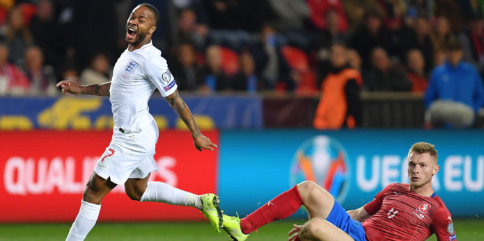 Liverpool fans react to pundit’s take on Sterling penalty fall