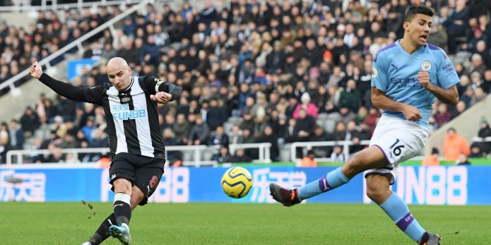 Liverpool fans react as Jonjo Shelvey stunner holds Man City at Newcastle