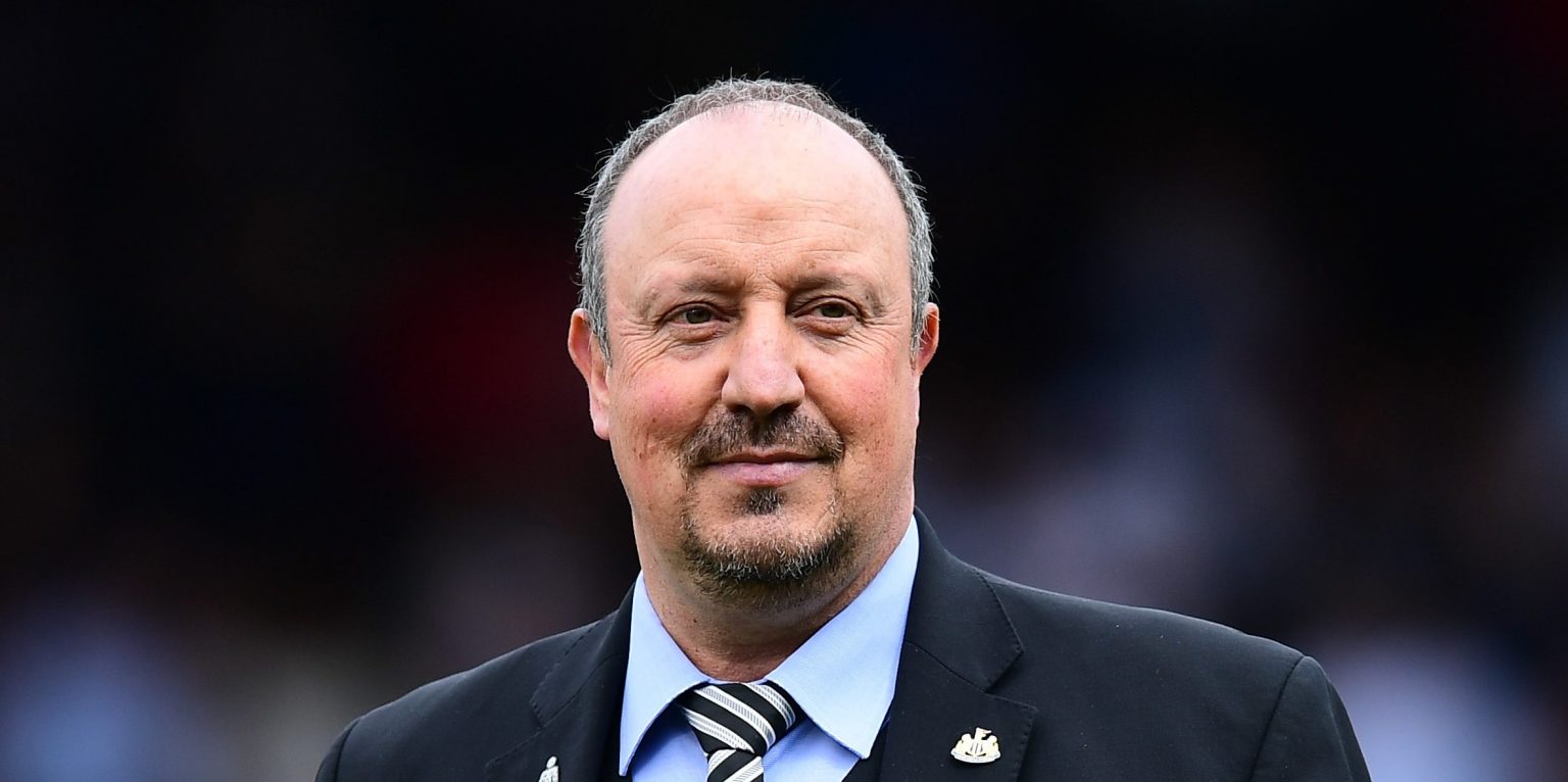 Liverpool fans are concerned as Benitez fails to rule out Everton job