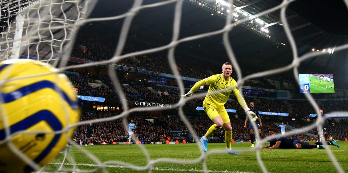 Liverpool fans make fun of Jordan Pickford after another mistake