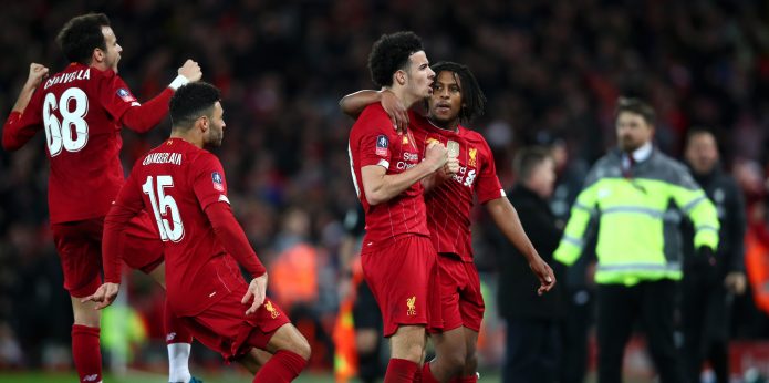 Fans react to Jones’ stunner vs Everton