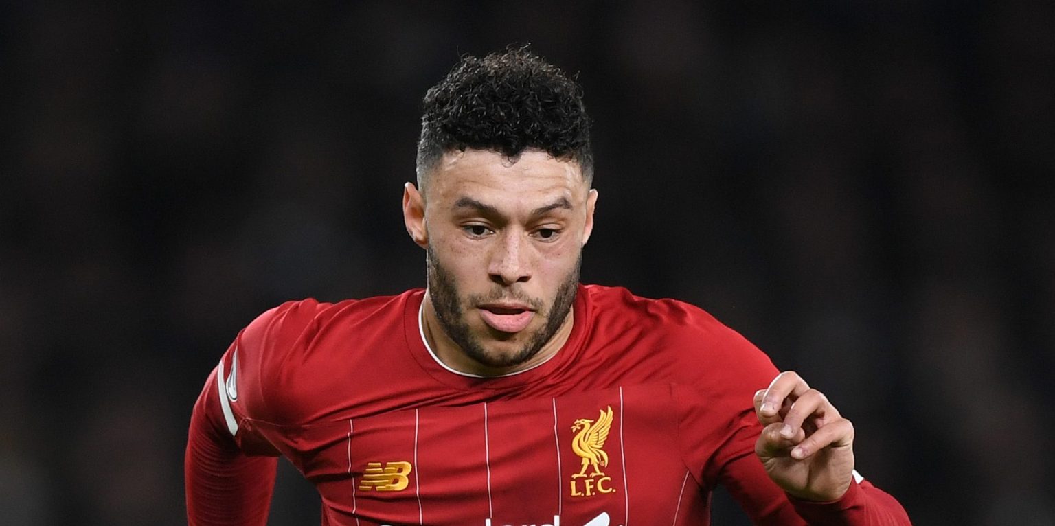 Oxlade-Chamberlain urges Liverpool to copy Messi and Ronaldo