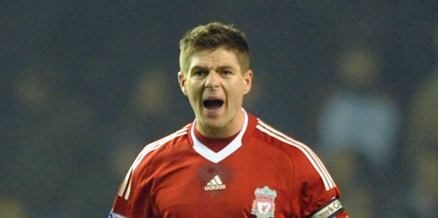Premier League star heaps praise on Gerrard on Twitter