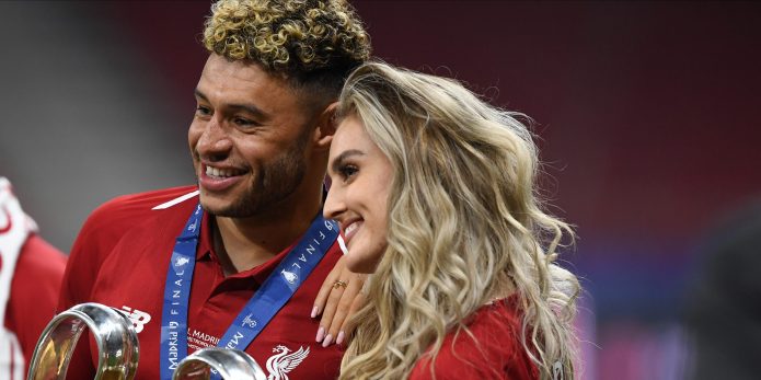 Oxlade-Chamberlain and Perrie Edwards show off latest isolation game