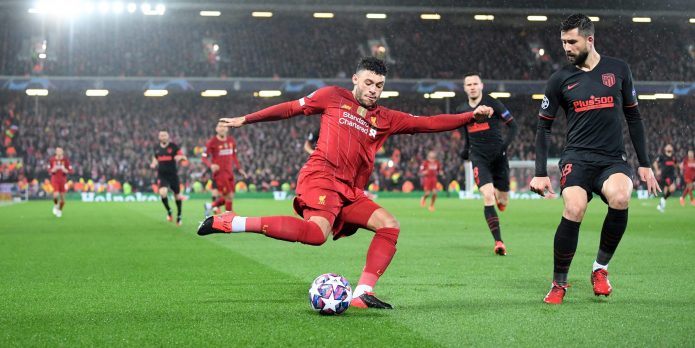 Alex Oxlade-Chamberlain picks up knock in training game