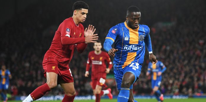 Ki-Jana Hoever considering a loan move this summer