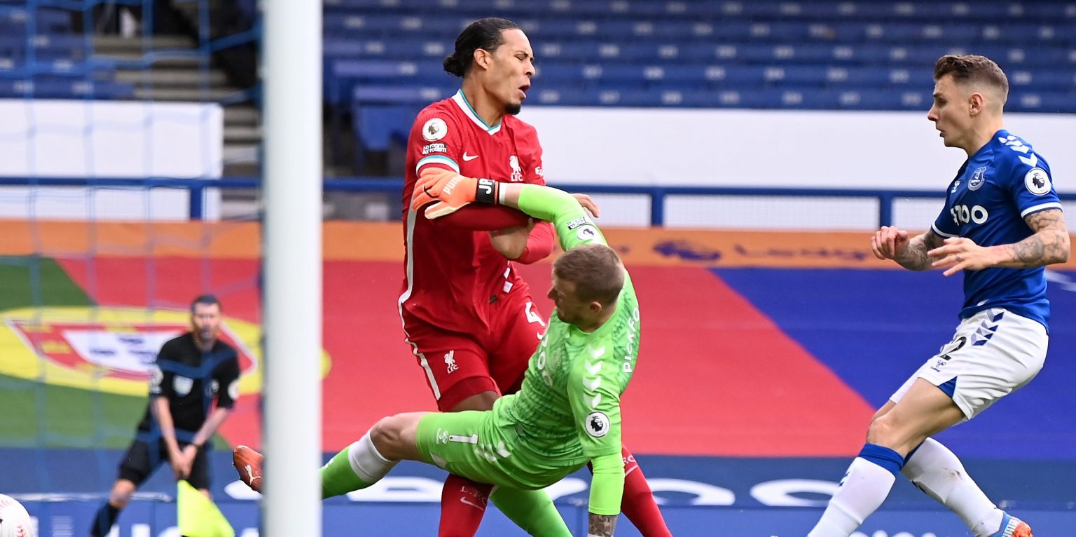 Liverpool fans react to ex-Arsenal star’s comments on Pickford tackle