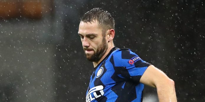 Liverpool show interest in Stefan de Vrij – but he is ignoring it