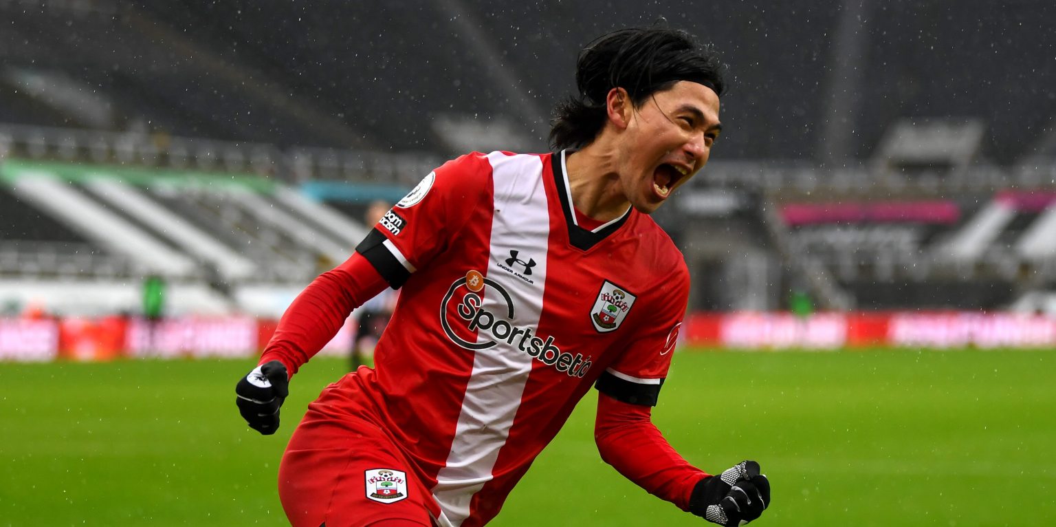 Sevilla will do ‘everything possible’ to sign Takumi Minamino