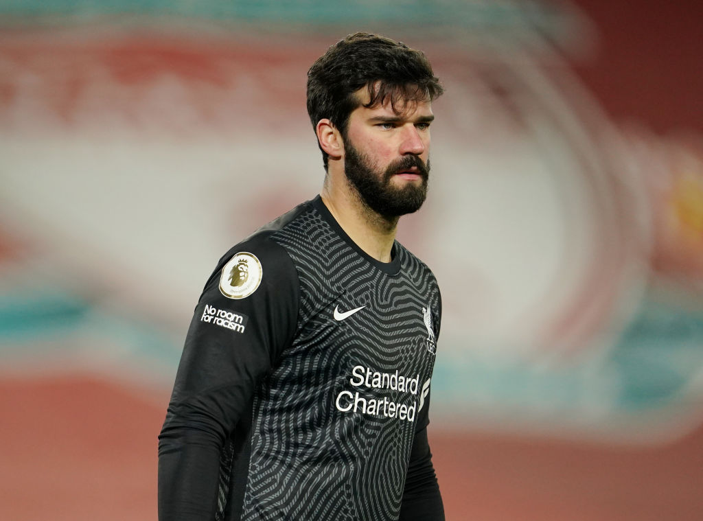Virals: Alisson gets fans talking with an interesting new look