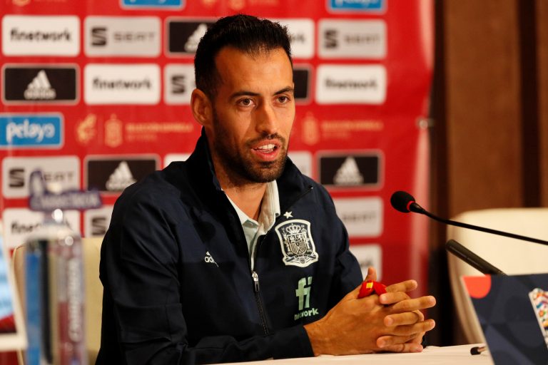 Hilarious tweet highlights how Liverpool silenced Barcelona midfielder on social media