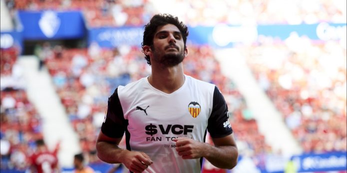 Virals: Liverpool ‘eyeing a move’ for Valencia winger Gonçalo Guedes