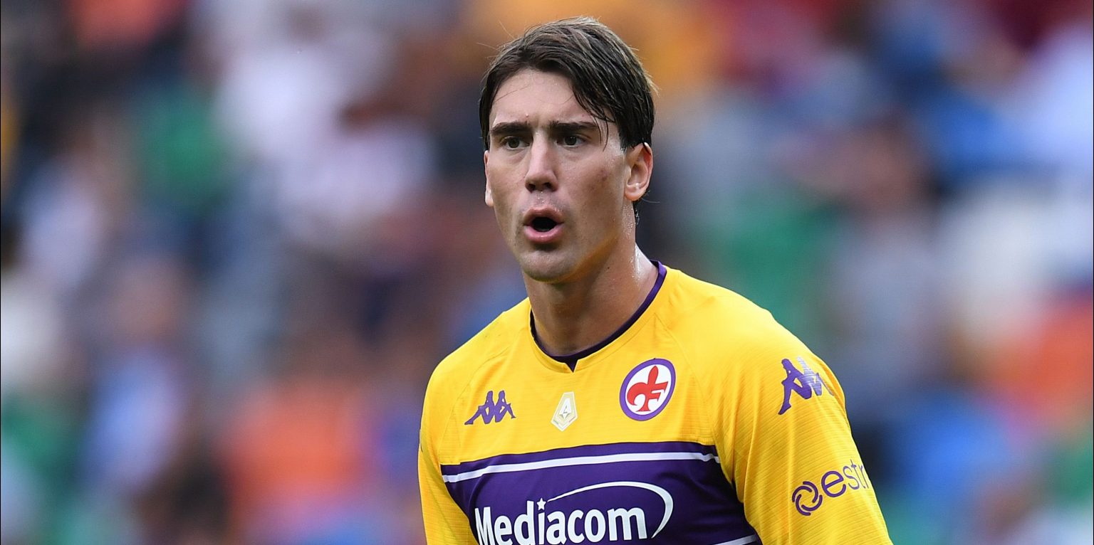 Virals: Liverpool have ‘clear advantage’ in pursuit of Dusan Vlahovic