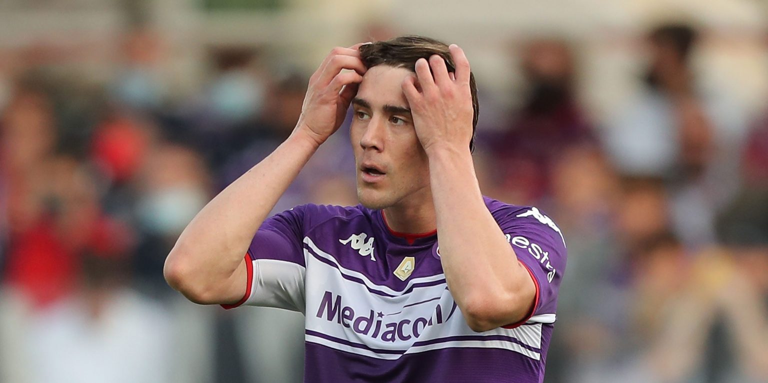 Virals: Liverpool dealt blow in pursuit of Dusan Vlahovic