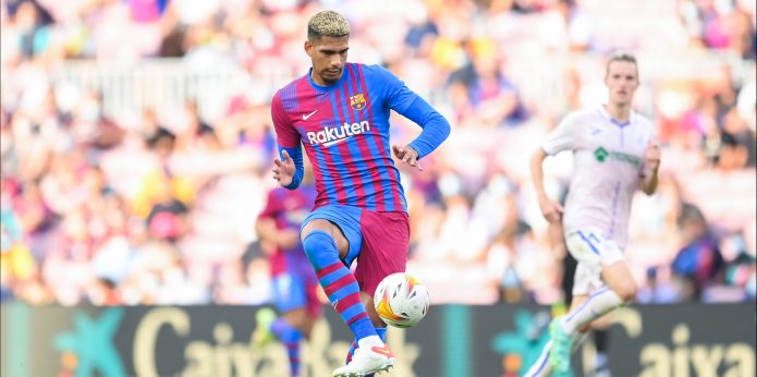 Virals: Liverpool ‘closely following’ Barcelona star Ronald Araujo